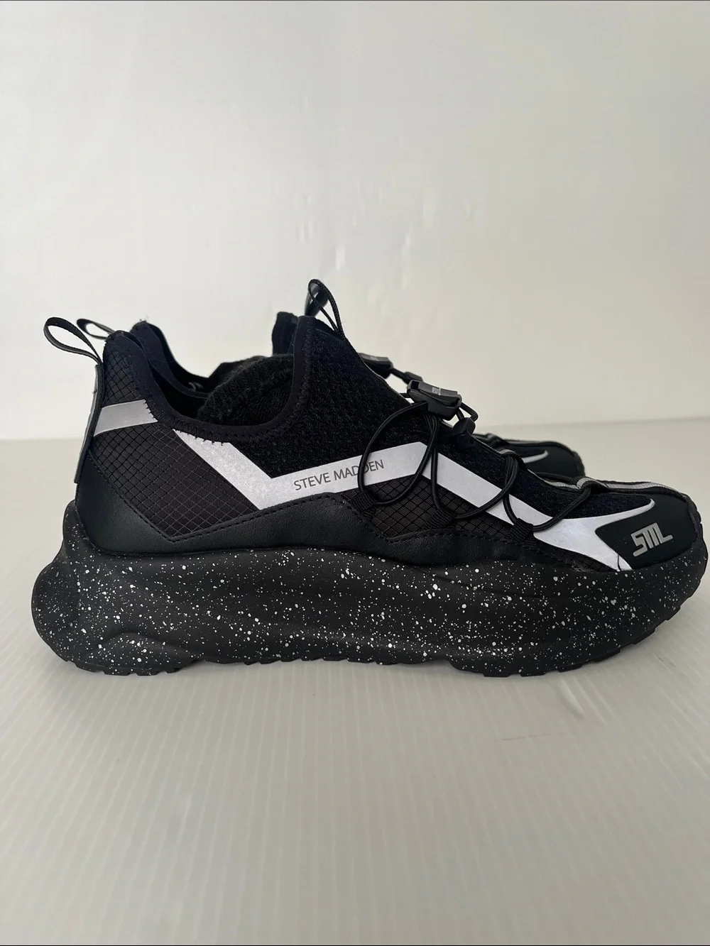 Women’s Steve Madden Ignite 1 Sneaker Shoes Size 8.5